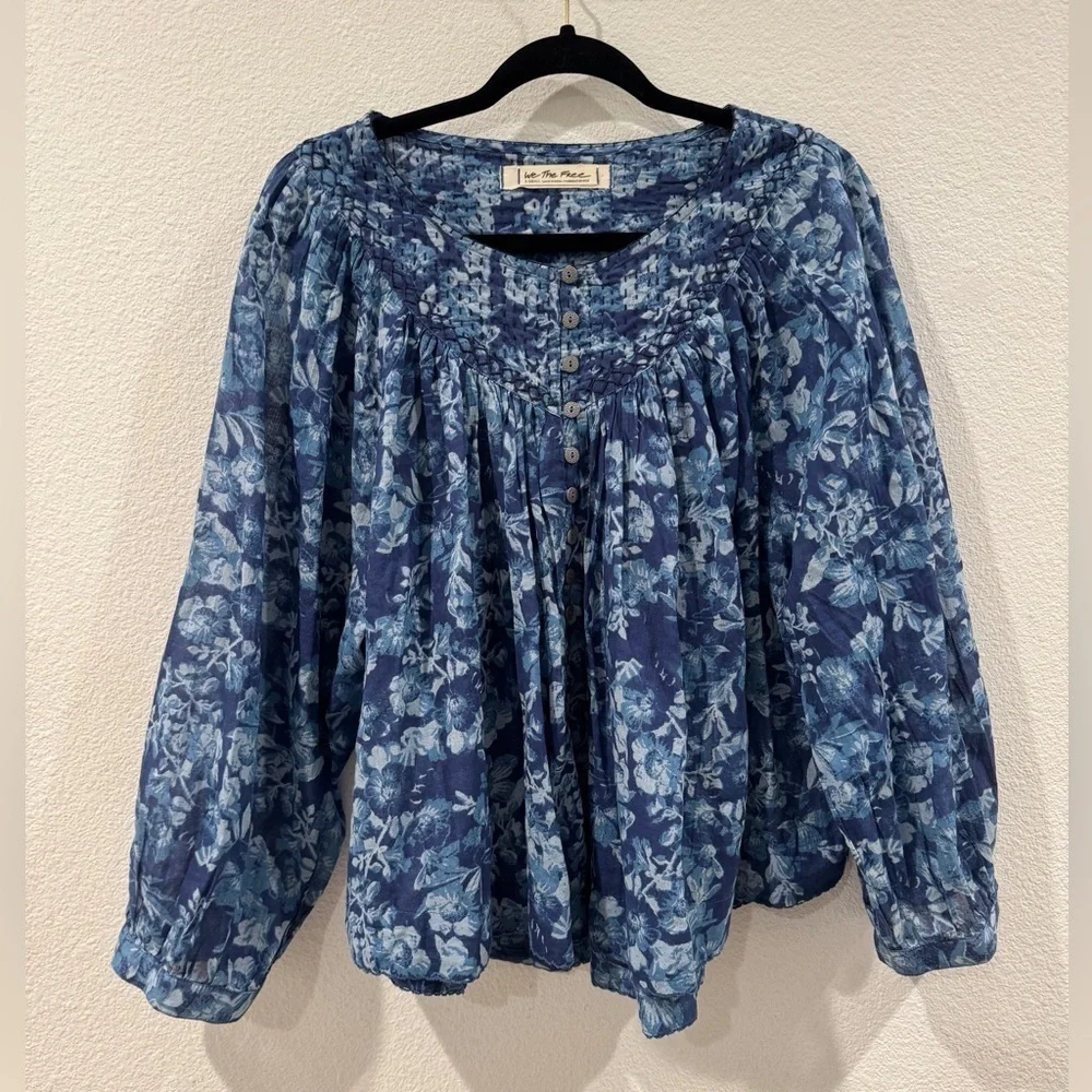 Free People Cool Meadow Blue Floral 100% Cotton Button Front Peasant Blouse XS